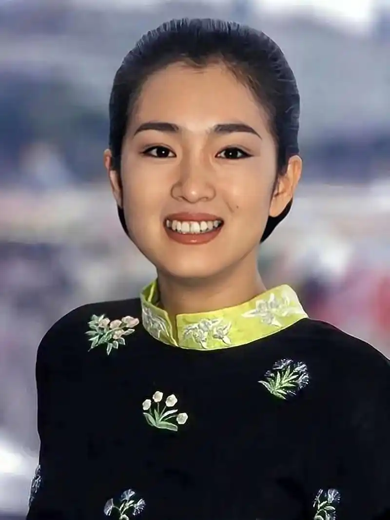 巩俐年轻时候照片,青春可人气质优雅,惊艳了梦幻时光