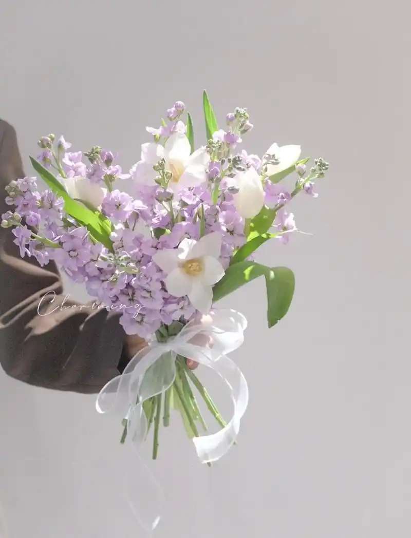 紫罗兰花束/浪漫紫色系温柔花束 精致小花束/送闺蜜|订婚花束