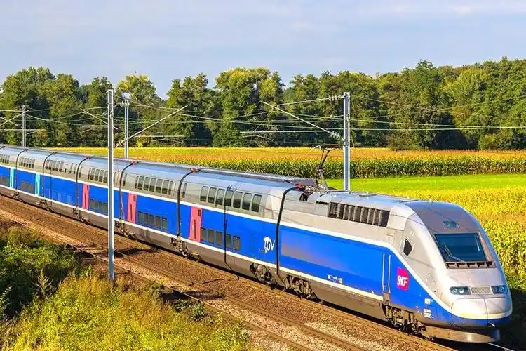 世界上高铁技术最发达的国家,日本排第三,中国只排第二!