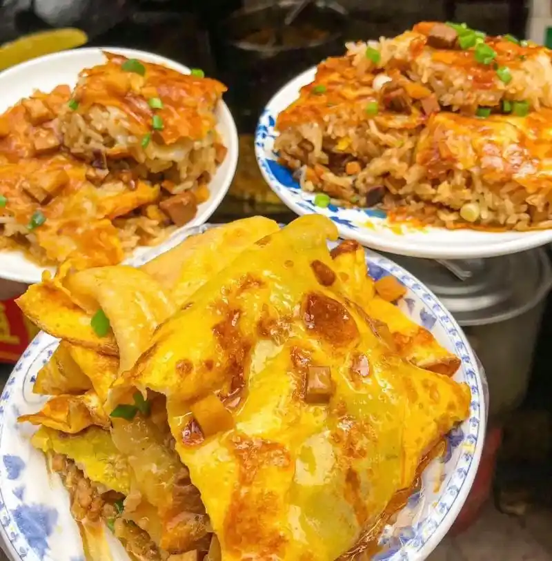 武汉美食推荐必打卡.武汉美食推荐(还有很多) 老通城的三鲜豆 - 抖音