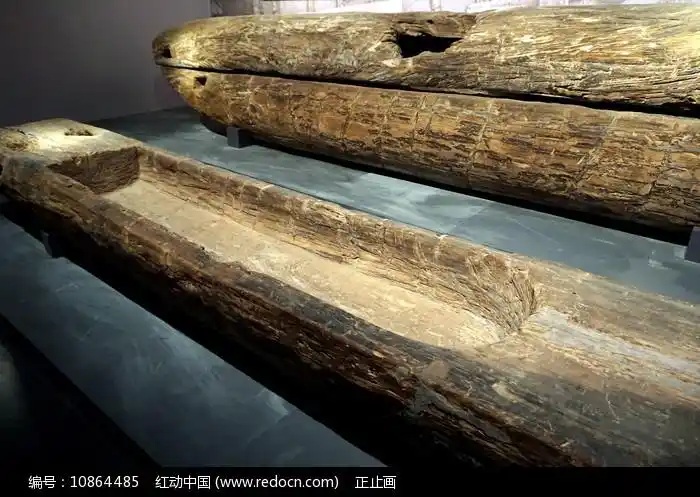 成都春秋战国时期船棺葬