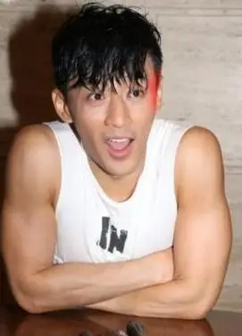 当时那一身肌肉,真是壮观:说起林峰,自从几个月前举行完演唱会之后