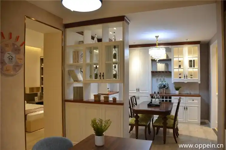 客餐厅隔断设计效果图