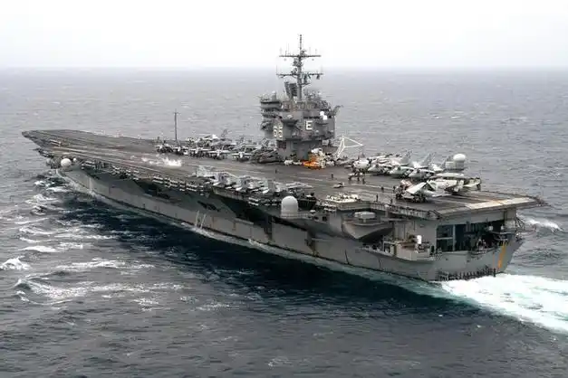 60多年前美国建造的核动力航母企业号放在今天是何水平