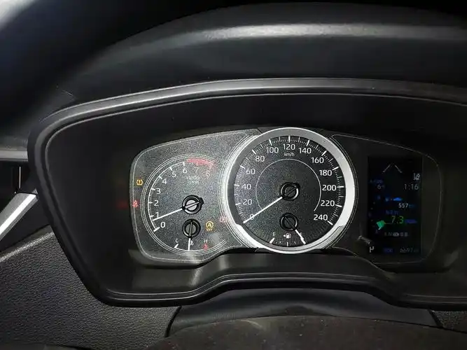 冬天卡罗拉胎压多少?