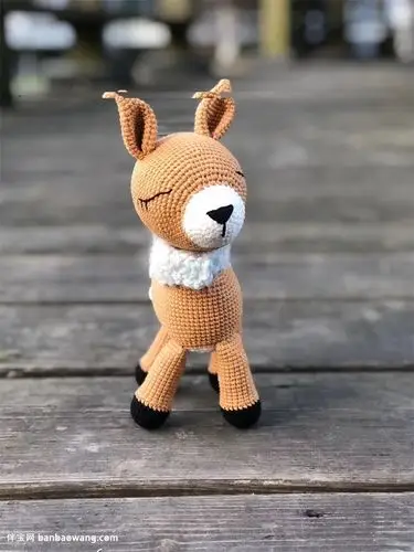 手工编织卡通玩偶小鹿毛线编织玩偶