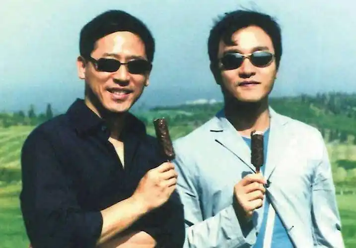 20年的陪伴,17年的天人永隔,张国荣和唐鹤德是什么样的神仙爱情