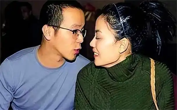 李亚鹏:我那"抽烟喝酒打麻将"的前妻王菲,竟是世上很好的母亲