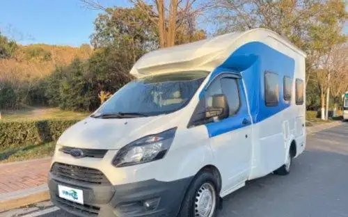 国六飞翔福特新全顺小飞象系列顶配t型房车