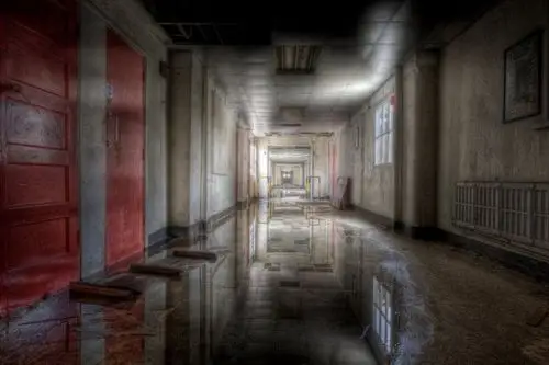 胆小勿进!实拍世界各地废弃的停尸房【7】