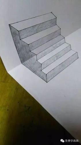 女王i:立体感很强,画面整体感觉不错,只是前两层台阶宽了点.