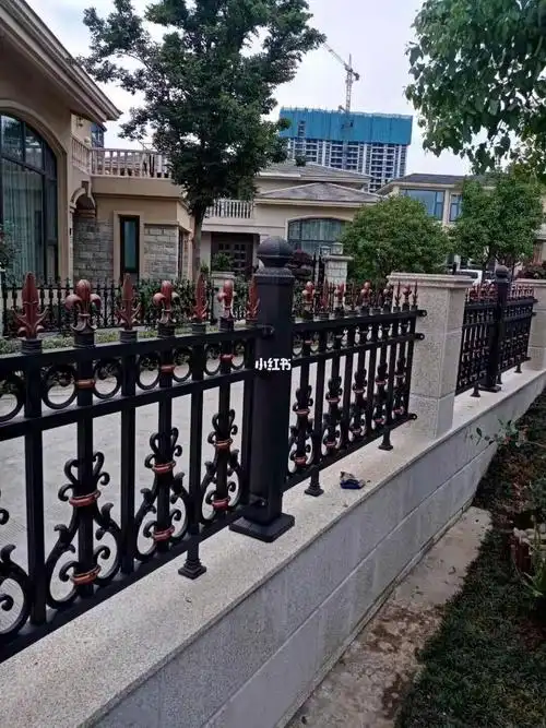 别墅围墙护栏实景拍摄利元