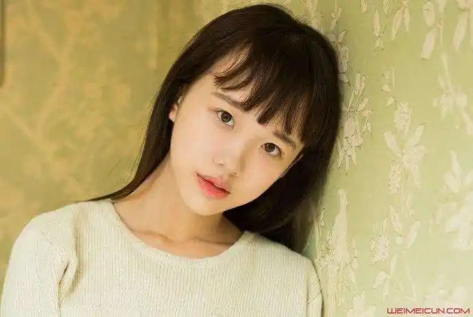 阿沁王清媛怎么火的 阿沁王清媛家境被揭实力不容小觑