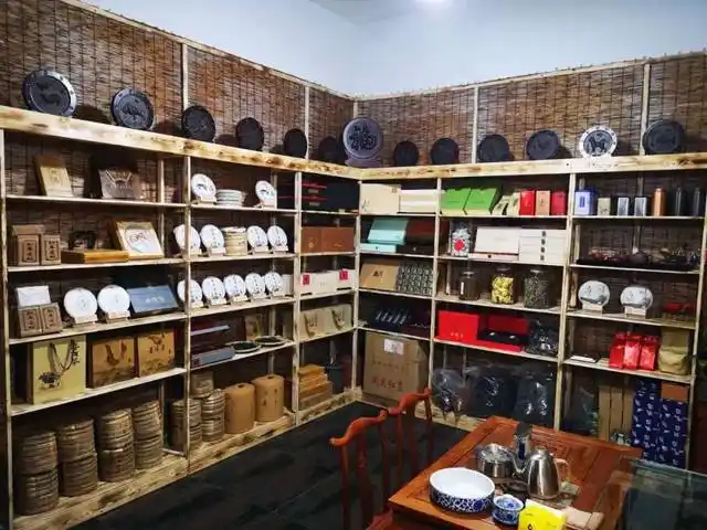 卫辉这家茶叶店"豪"气冲天,高档茶叶免费送,出血本了 !