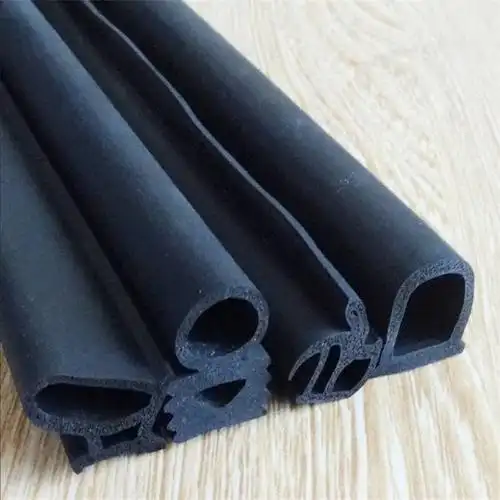 热塑性三元乙丙橡胶密封条 epdm海绵密封条橡胶压条厂家