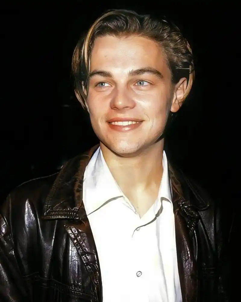 小李子莱昂纳多头像 花期很短 但大家都在怀念年轻时的他 #最靓头像