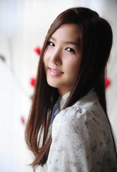 [前a pink成员洪瑜暻父亲公开表示女.