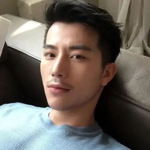 大叔头像_霸气_第1页