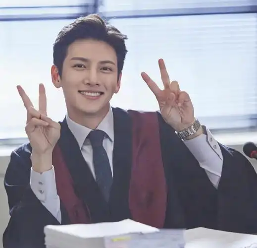 哥会在ins直播吗!好期待啊!#池昌旭#池昌旭0705生日快乐