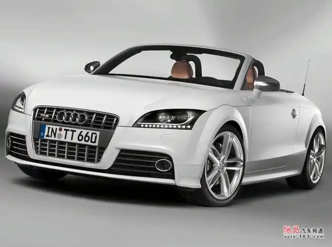 4秒 性能版奥迪tt售价45万[组图]