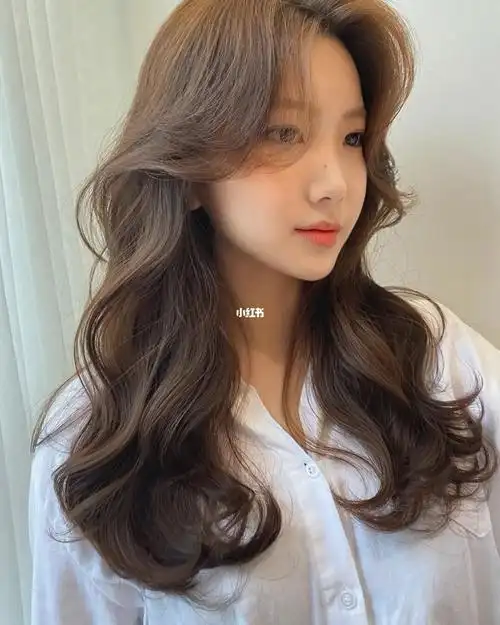 氛围感超棒的法式浪漫大卷 谁烫谁好看