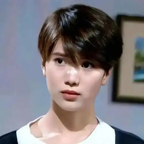 袁咏仪短发靓妹