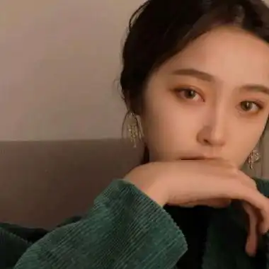 时尚气质优雅美女头像高清成熟的时尚气质女人头像图片