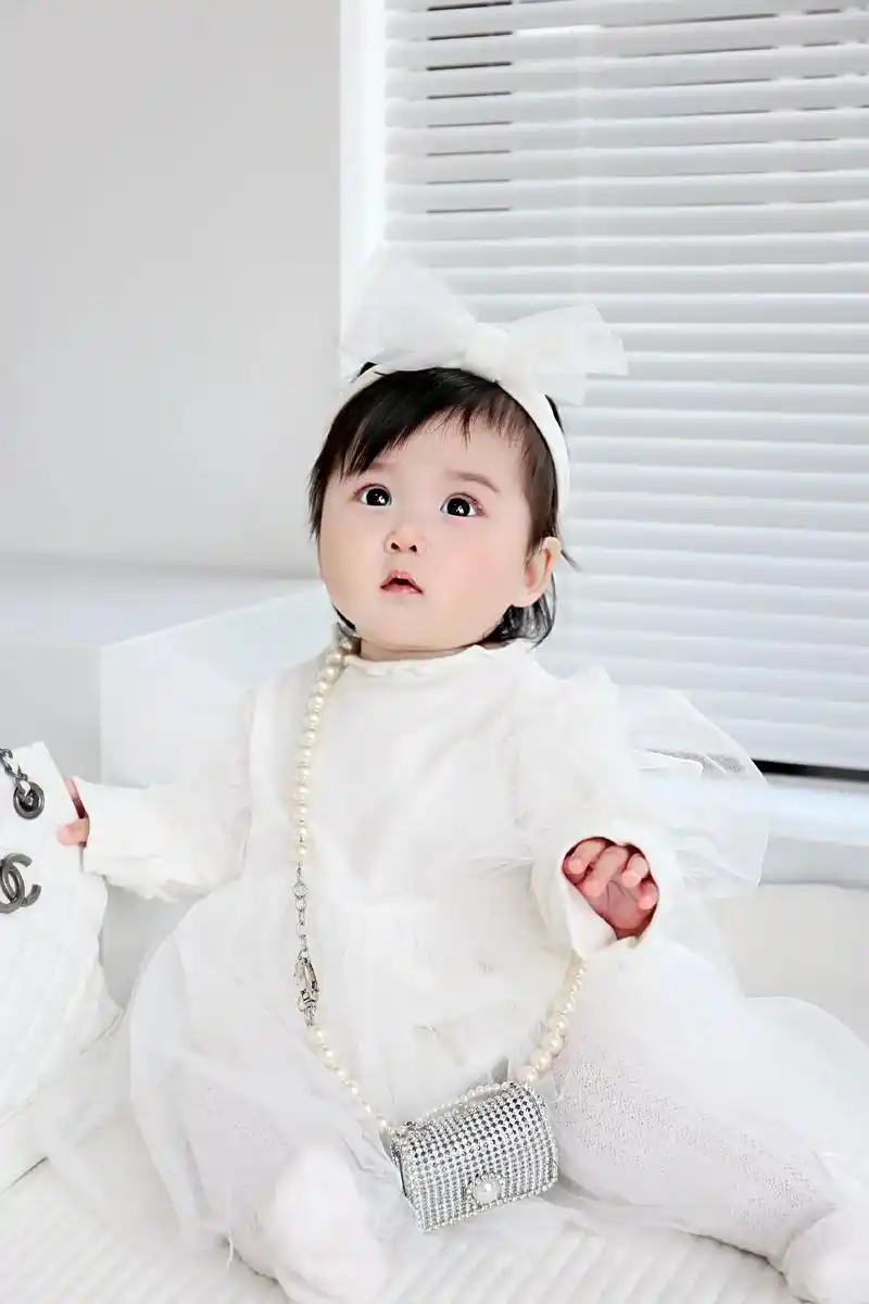 都变成你肉嘟嘟的小脸蛋#骗你生女儿 #生女儿就是用来打扮的 #可爱到