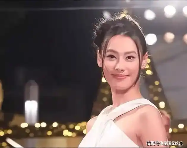 34岁梁洛施成最大赢家,李泽楷身价倍涨,三个儿子保她一辈子富贵_集团