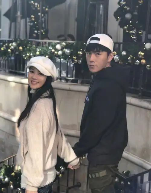 4月23日,伊能静,发布千字长文!