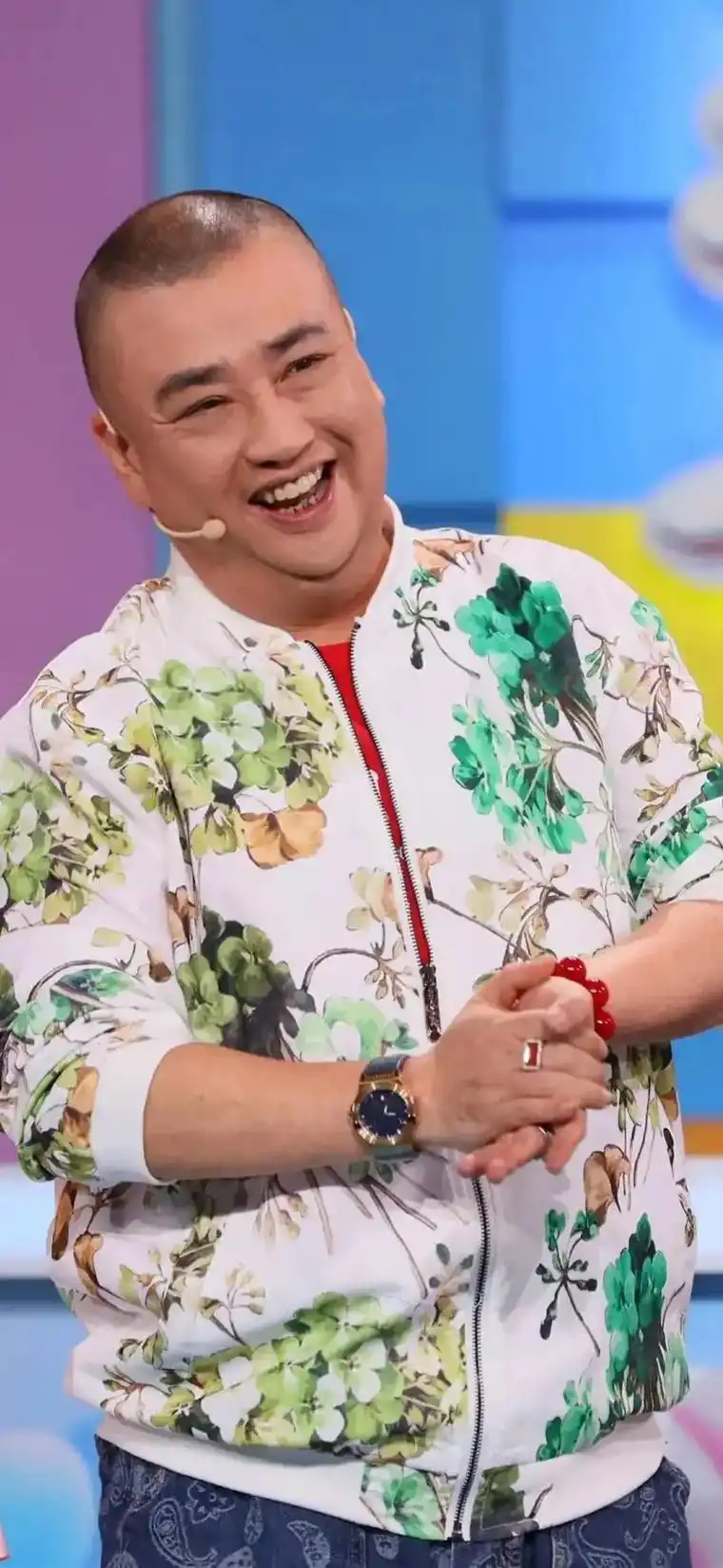 据有关消息称,广州相声艺术团团长,国家一级演员,并在电视剧集 - 抖音