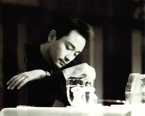 【图】张国荣忧郁眼神图片集锦 清澈干净的人间天使