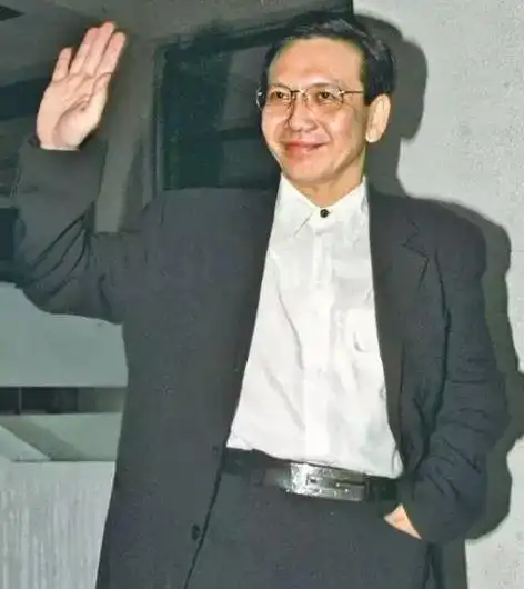 新义安掌门人向华炎,香港真正的地下皇帝,扶吕乐上位