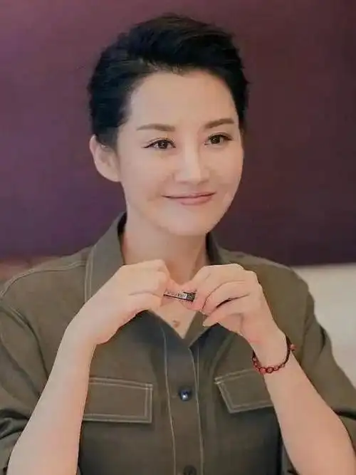 名下工作室被强制执行624万元,三年未有新作品|许晴|娱乐圈_新浪新闻