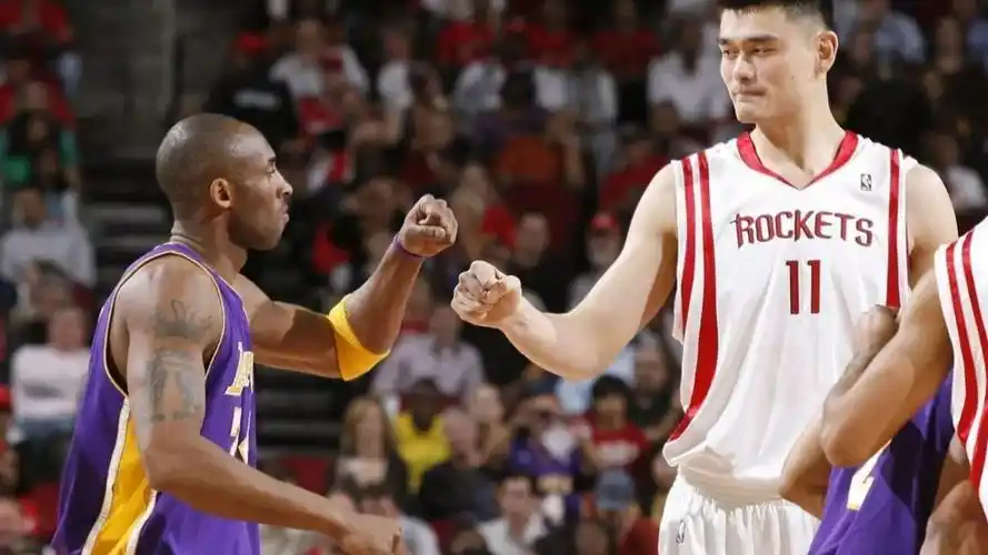 首次碰面的火花:科比,姚明和2003年全明星赛