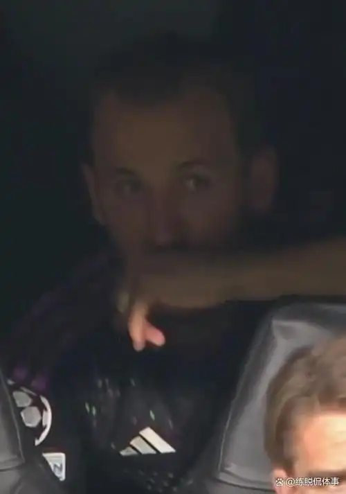 25年前决赛的黑色三分钟重现,拜仁是如何被皇马拉进同一条河的?