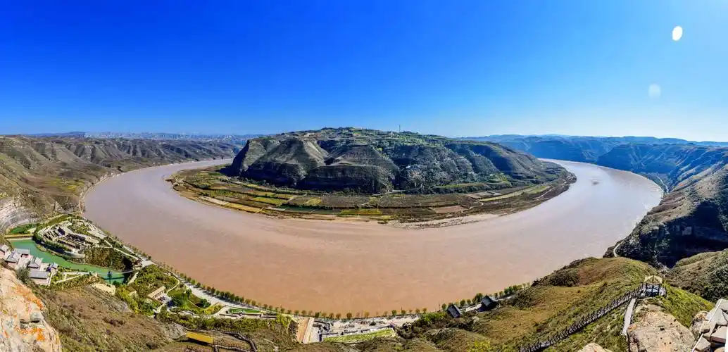 其它 蛇曲黄河乾坤湾 摄于2018年10月11日 写美篇乾坤湾景区位于陕西