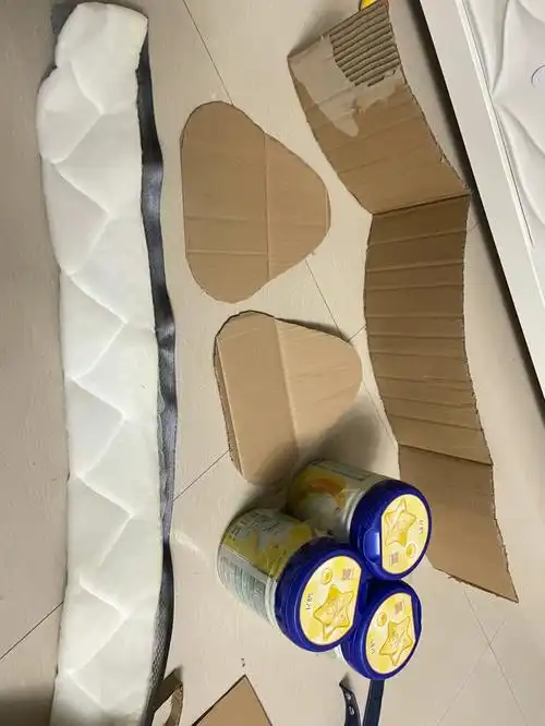 奶粉罐改造小凳子