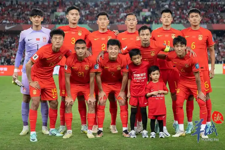 【世预赛】孙兴慜两射一传,中国男足三球完败于韩国队_国足_朱辰杰_中