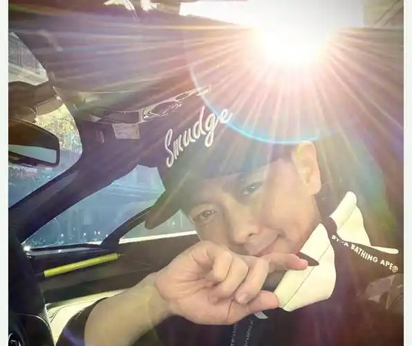 林志颖深夜发文:最近看远方觉得糊糊的.