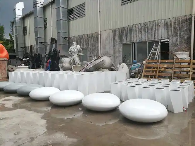 定制玻璃钢花盆造型雕塑鹅卵石造型雕塑