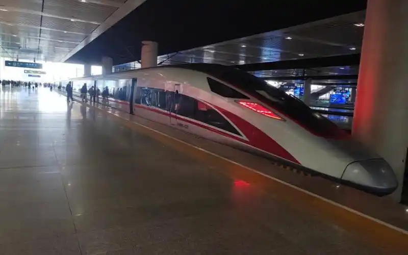 [不是cr400bf是cr400af居然出现在南沿江高铁句容站?][中国铁路]复兴