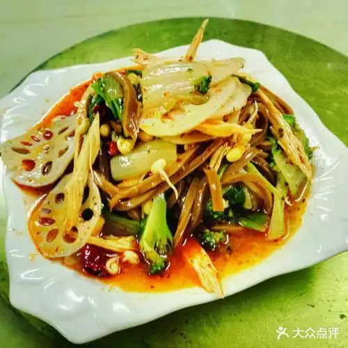 老张黄河鱼庄-素拼-菜-素拼图片-潼关县美食-大众点评网