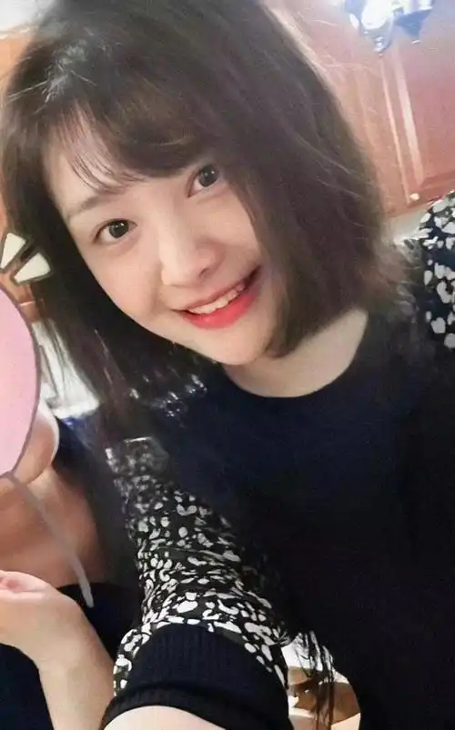 沦为素人2年多,吃完这瓜才惊觉:郑爽不"疯"了,大家都不信了