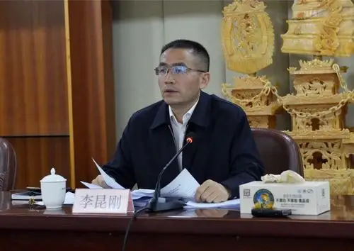 大芬油画村综合整治"最后一公里"——街道领导与大芬