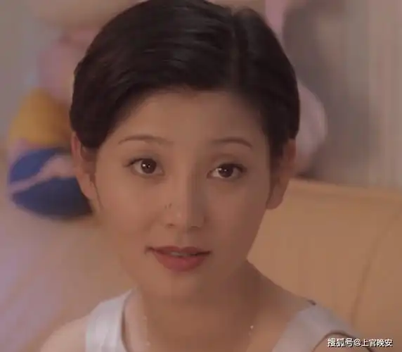 原来年轻时的徐帆这么美长腿大眼的甜姐难怪冯小刚说高攀不上