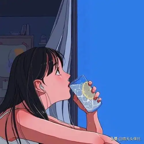 有故事感的头像_飞翔号