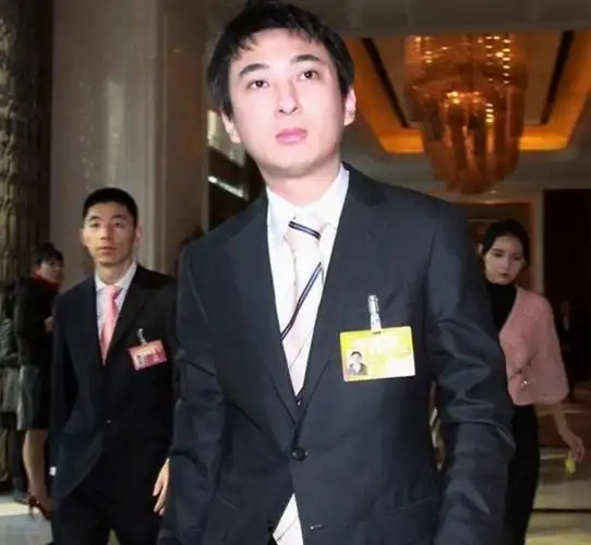 中国最有钱的5个富二代 王思聪垫底 最后一位竟是90后美女 - 明星