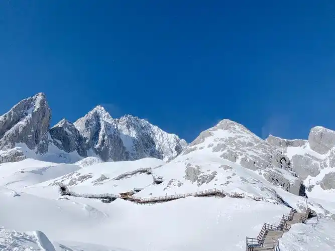 丽江市玉龙雪山景区