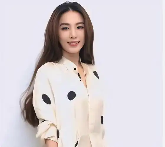 网传田馥甄香港音乐节演出延期,这是又要被退货的结局?